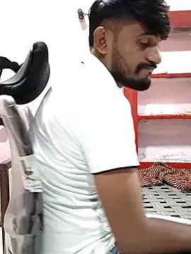 Freechat HotXKrish on StripChat