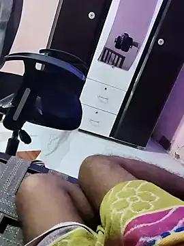 Freechat HotXKrish on StripChat
