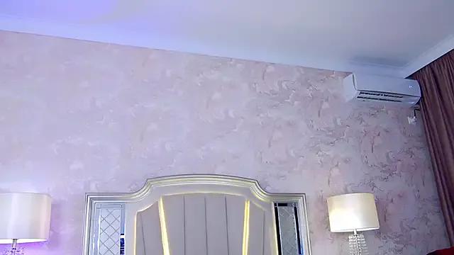 Issadorra — Last tipper  controls my toys 5  min!!