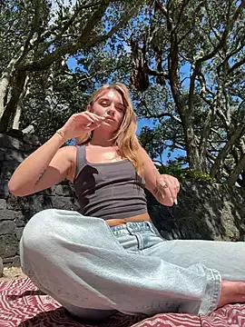 jessieamy — top off, 101 for free FULL tape