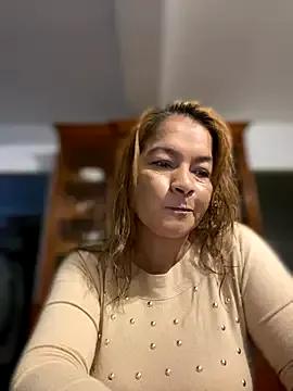 Freechat Jlo_69 on StripChat