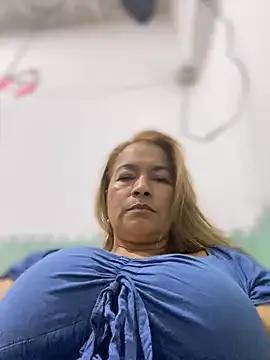 Freechat Jlo_69 on StripChat