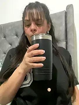 Kataliina on StripChat 