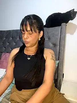 Kataliina on StripChat 