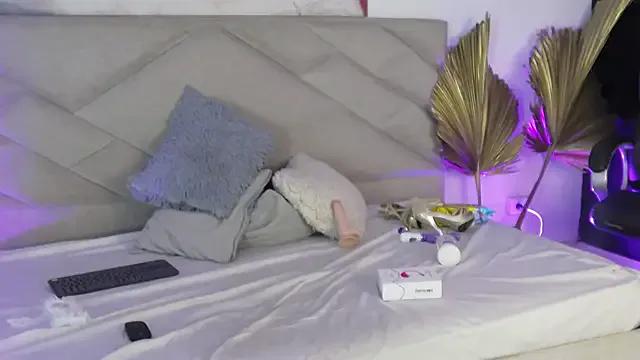 StripChat KateValencia is Freechat KateValencia — LETS HAVE FUN WITH THAT DELICIOUS BO