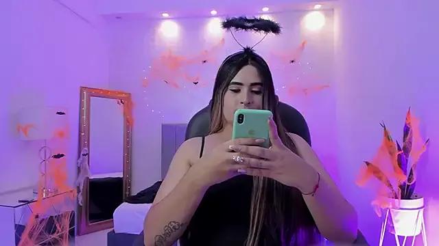 Freechat kendall_roous on StripChat