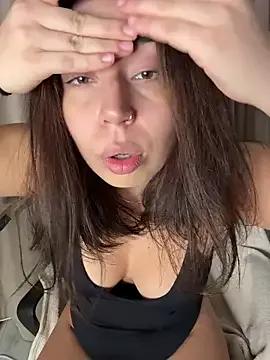 StripChat KimArts is Freechat KimArts — Buttplug my tight asshole