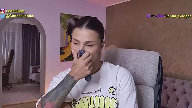 Freechat Lenna_Godess on StripChat