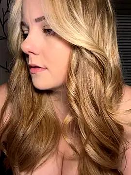 StripChat Lisaxtra is Freechat Lisaxtra — Oil boobs