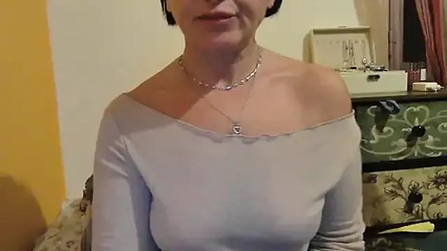 StripChat LovelyMia- is Freechat LovelyMia- — anal first time + video anal