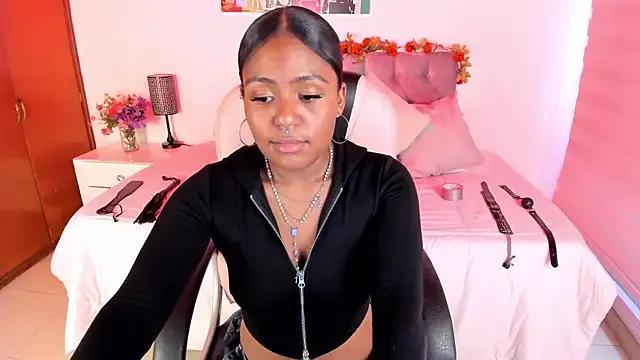 Freechat Lucie_Harper on StripChat