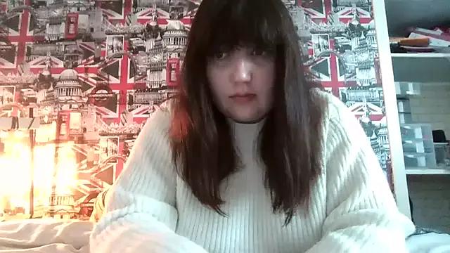 Lynylou on StripChat 