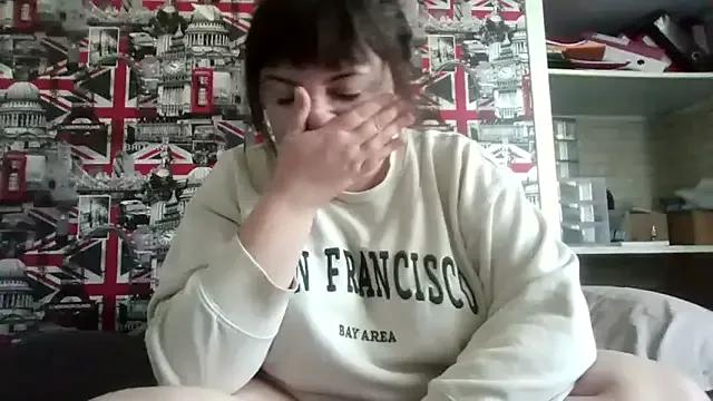 Lynylou on StripChat 