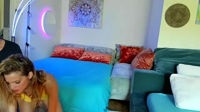 Private Malena525 on StripChat