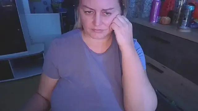 Freechat Meliss_Official9 on StripChat