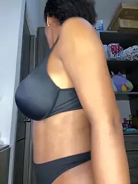 Freechat Mia_sweet80 on StripChat