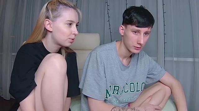 Freechat MiaAndWilliam on StripChat