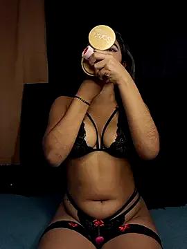 Freechat Michell_em on StripChat