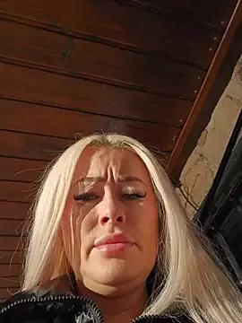 StripChat MILFBARBY is Freechat MILFBARBY — Make squirt in public place