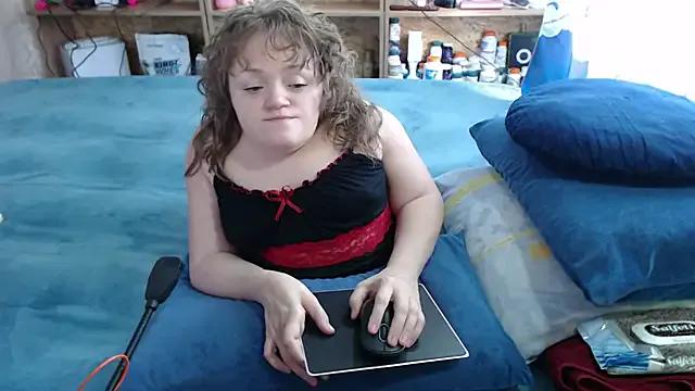 Freechat MiniNatalie on StripChat