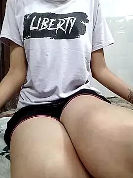 Group miss_raavy on StripChat