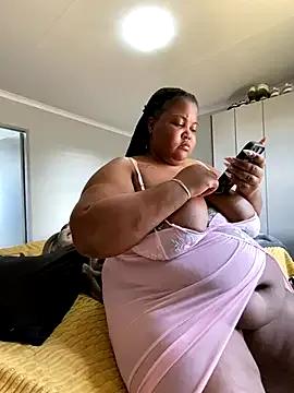 Freechat MissLola27 on StripChat