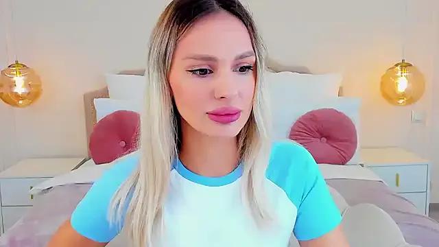 MissLoou — making wet take off my leggins