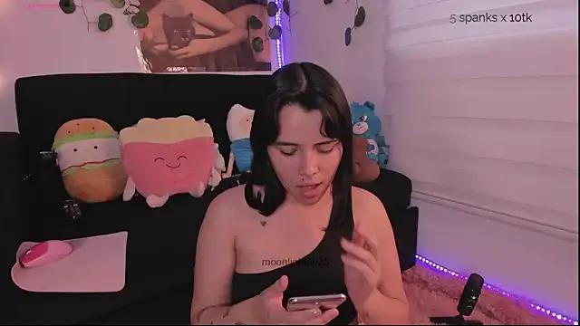 moonliiiight1 on StripChat 