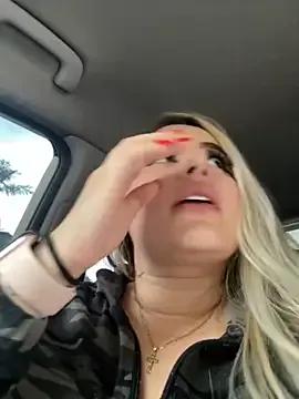 Freechat natashasweet on StripChat