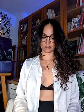 Freechat Naughty-Jessie on StripChat