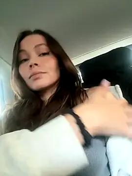 Freechat nicole111 on StripChat