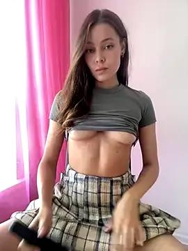 Freechat nicole111 on StripChat