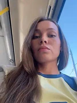 Freechat nicole111 on StripChat