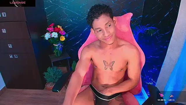 Freechat Palo_santo on StripChat