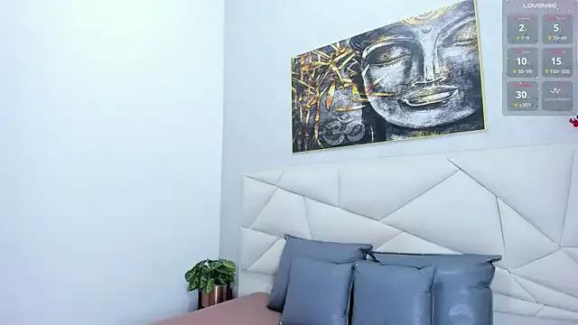 PariisTaylor — Breast milk 