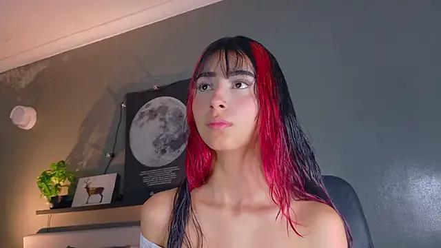 Freechat ParisFox_ on StripChat