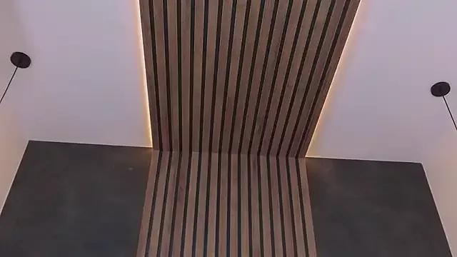 Freechat ParisFox_ on StripChat