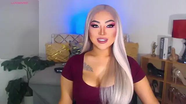 Playfull_Shemale_Savanna's avatar