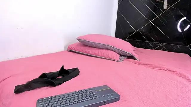 Rebeca_barbytrans on StripChat 