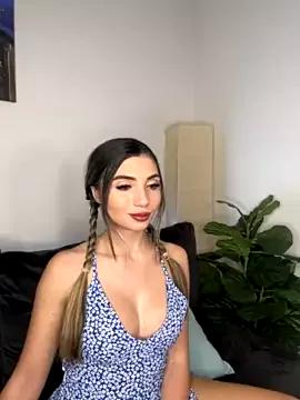 Freechat ReyaSophia on StripChat