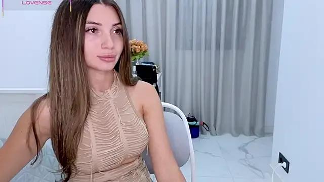 Freechat ReyaSophia on StripChat