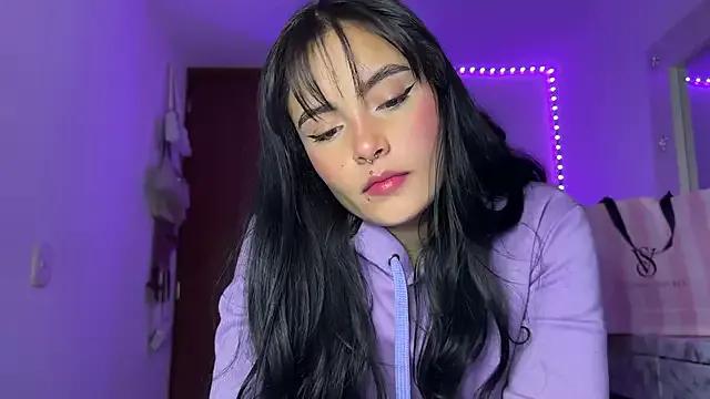 Freechat salome_polaniiee on StripChat