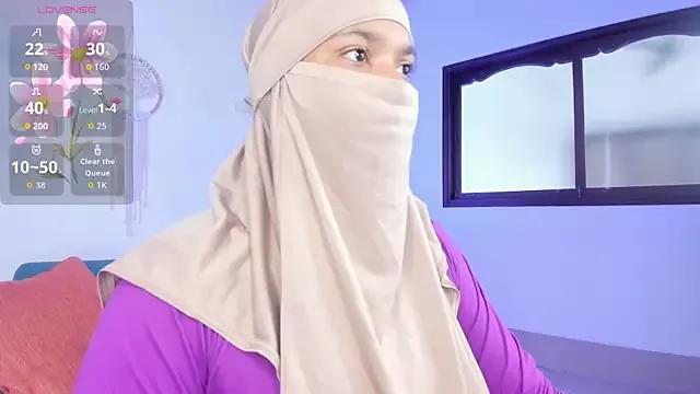 saray_halam — control toy lovense 5 min