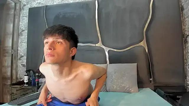 SaxxyBunnyAndJayzy — Freechat on StripChat