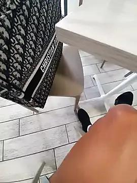 Freechat sexy7883 on StripChat