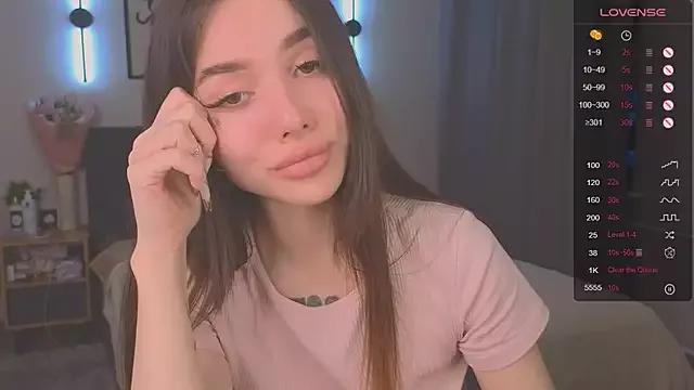 Freechat shuggybaby on StripChat