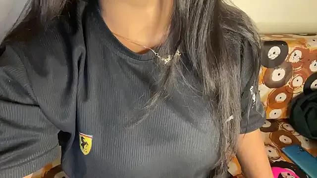 shuhana_ on StripChat 