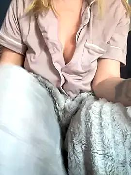 Sky25x — Freechat on StripChat