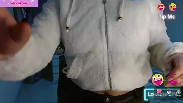 Freechat soniafuckboobs on StripChat