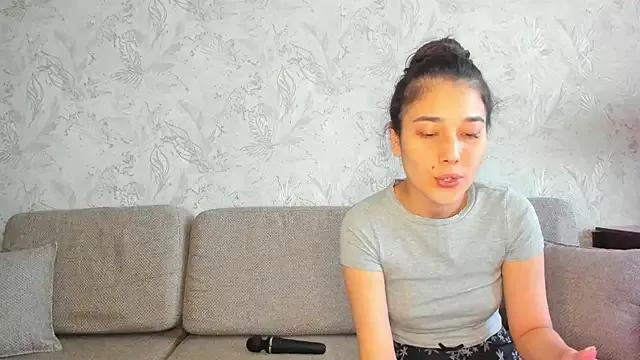 Freechat sophywhisper on StripChat